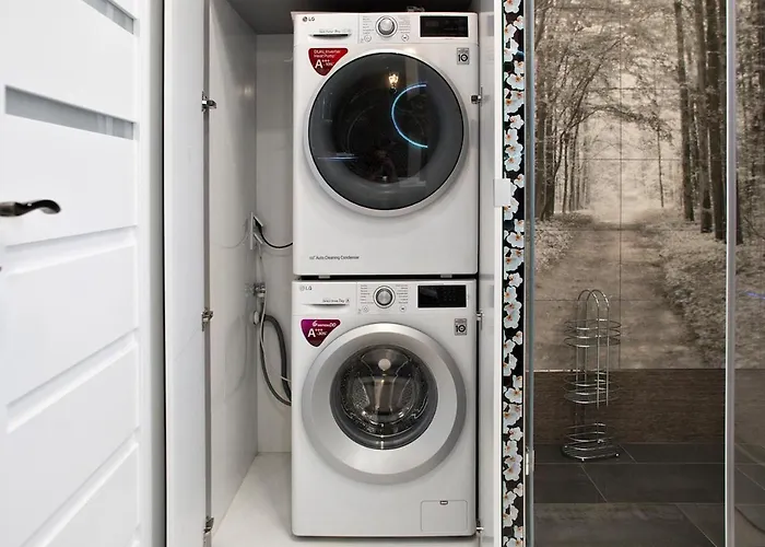 Siedmiogrodzka 7 Serviced By P&o Warszawa