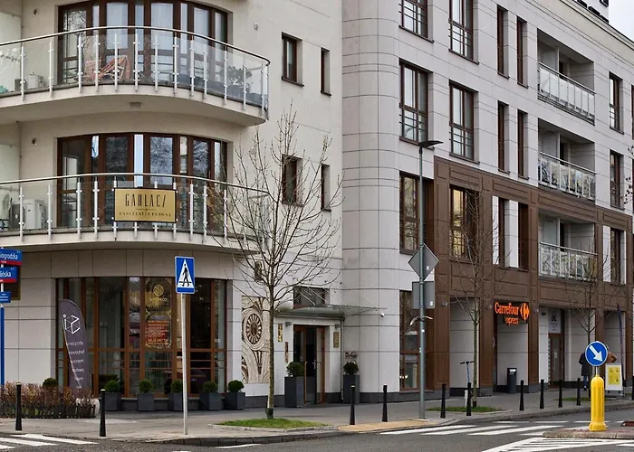 Siedmiogrodzka 7 Serviced By P&o Warszawa