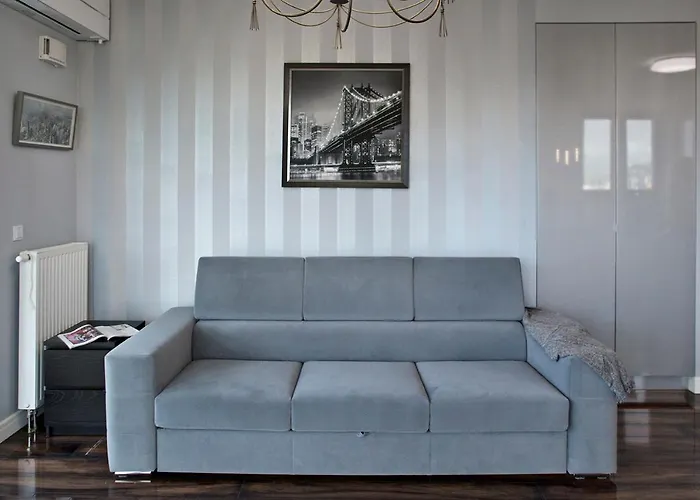 Siedmiogrodzka 7 Serviced By P&o * Warszawa