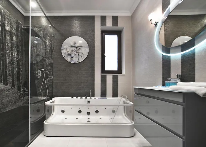 Siedmiogrodzka 7 Serviced By P&o * Warszawa